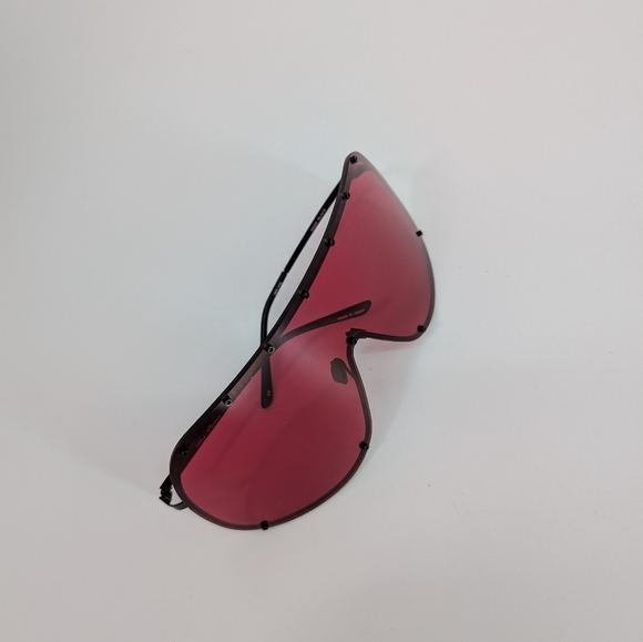 Rick Owens Stylish Red Sunglasses - Picture 4 of 8